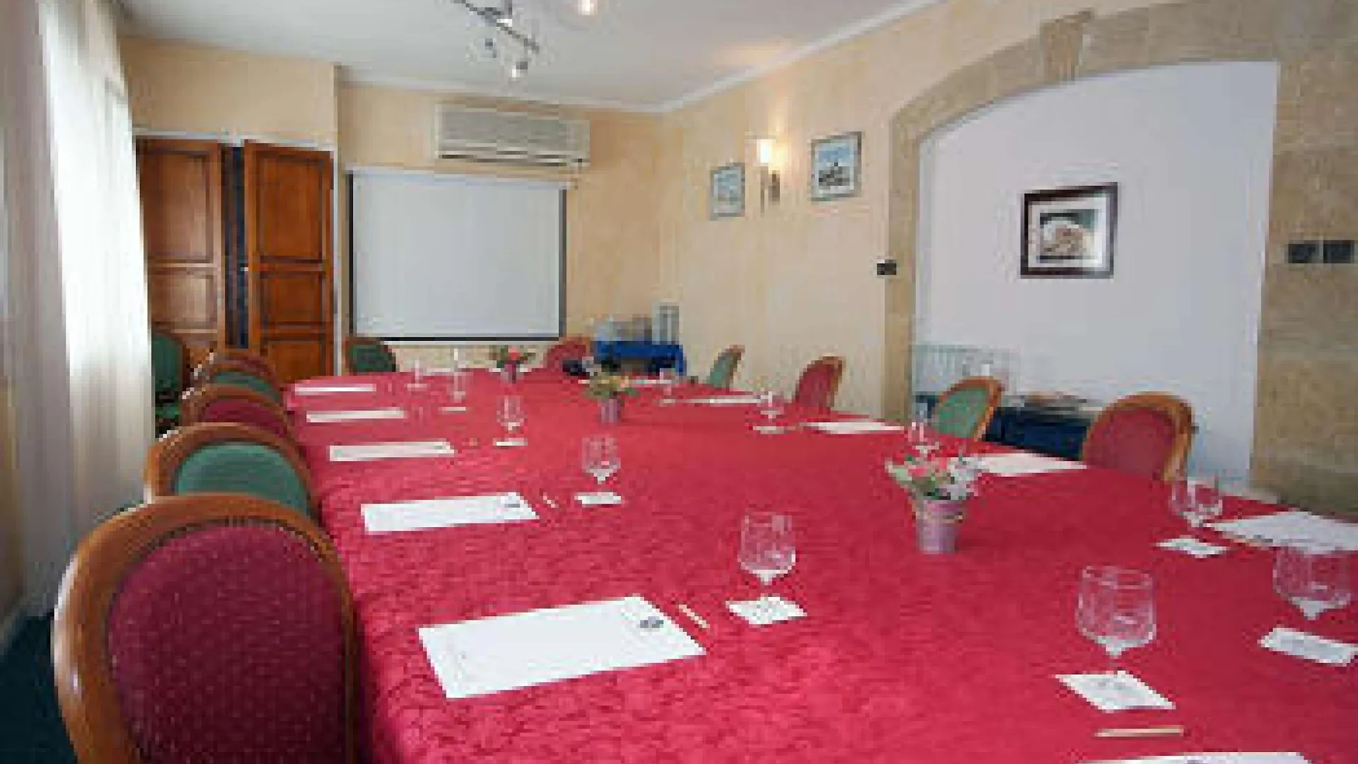 Cit'Hotel Le Mirage Istres
